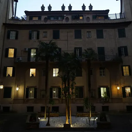 Interno4 4* Rom